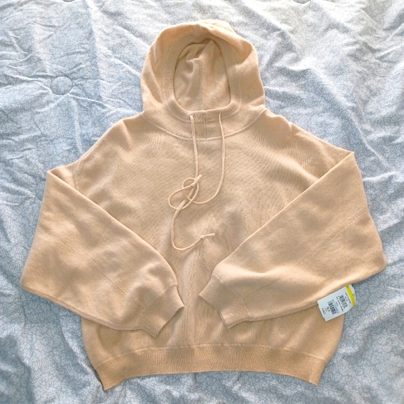 Loulou Studio Tops - 🍒 NWT - LOULOU Studio Linosa Cashmere Hoodie Cream Color